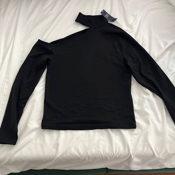 Abercrombie & Fitch Tops - Abercrombie & Fitch Cutout One Should Longsleeve Top